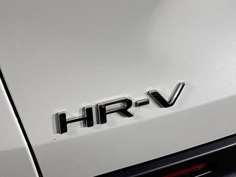 Certified 2023 Honda HR-V Sport image 24