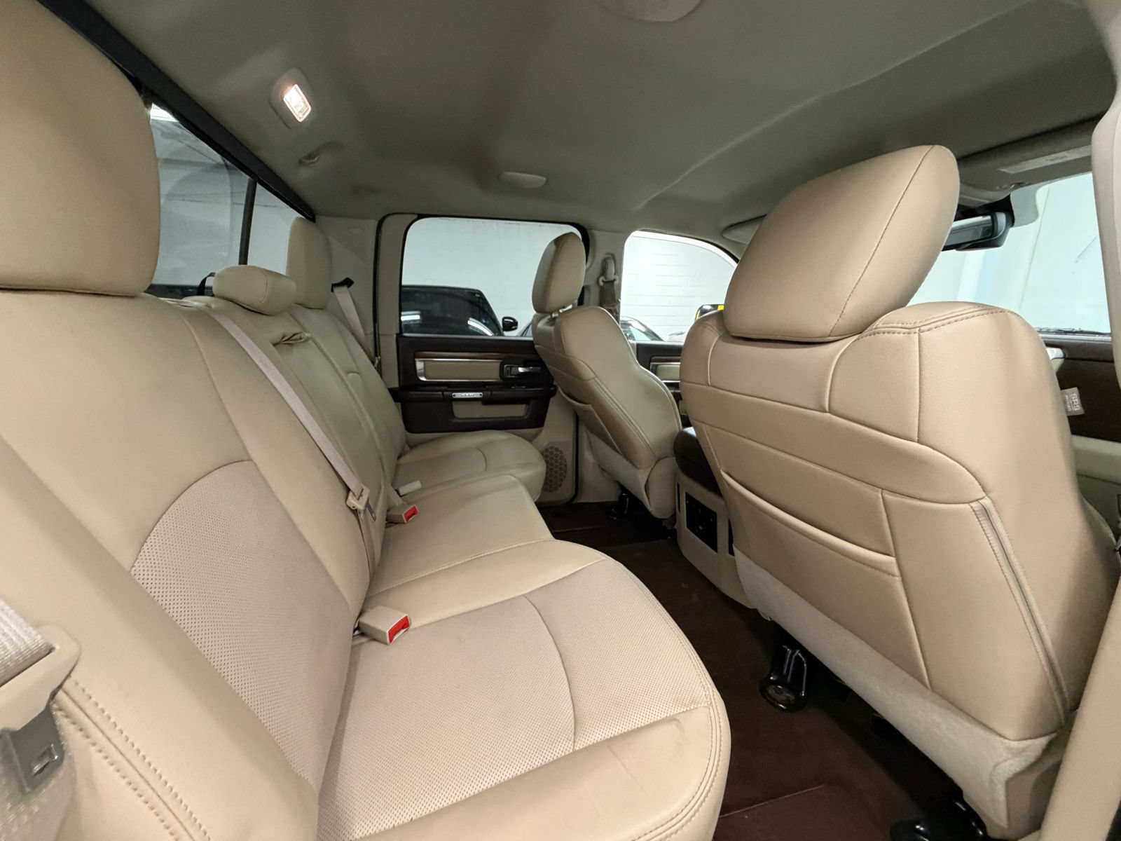 Used 2013 RAM 1500 Laramie w/ Convenience Group AWD/4WD image 19
