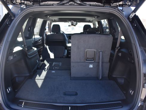 New 2025 Jeep Grand Cherokee L Altitude image 24