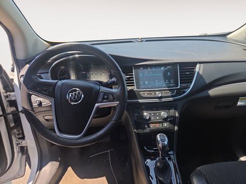 Used 2021 Buick Encore Preferred FWD image 10