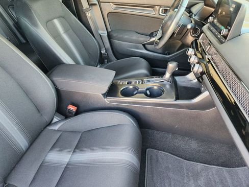 Used 2024 Honda Civic Sport image 13
