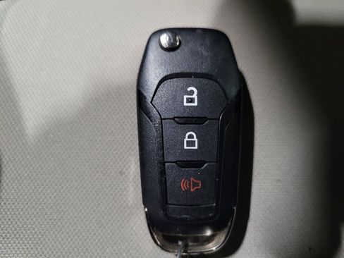 Used 2019 Ford EcoSport S image 32