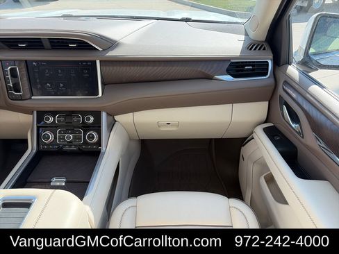 Used 2023 GMC Yukon XL Denali w/ Max Trailering Package AWD/4WD image 22