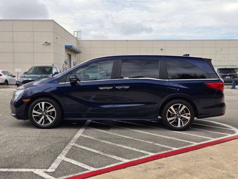 Used 2024 Honda Odyssey Touring image 6