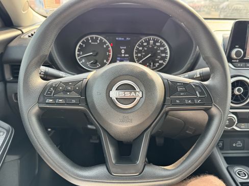 Used 2025 Nissan Sentra S FWD image 12