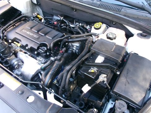 Used 2014 Chevrolet Cruze LT w/ Enhanced Safety Package image 44