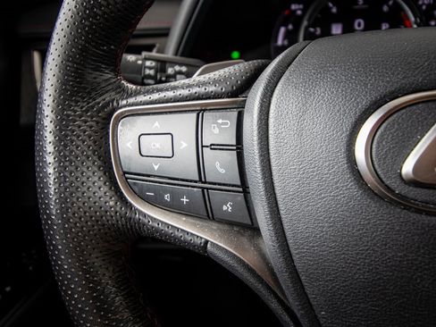 Used 2019 Lexus UX 200 F Sport image 31