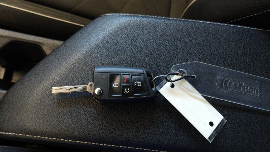 Used 2025 Volkswagen Jetta Sport FWD image 22