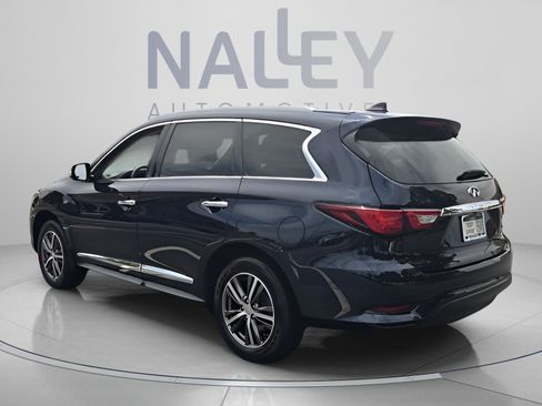 Used 2018 INFINITI QX60 Luxe w/ Premium Plus Package AWD/4WD image 3