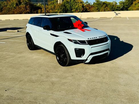 Used 2017 Land Rover Range Rover Evoque HSE Dynamic image 4