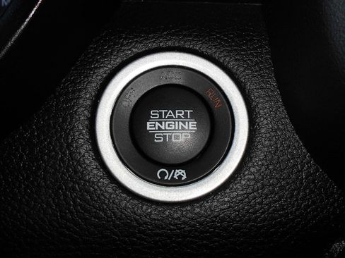 Certified 2023 RAM 1500 Big Horn AWD/4WD image 18