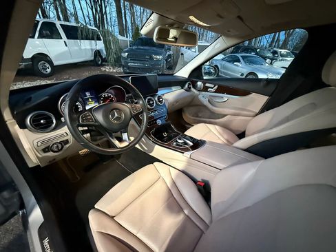 Used 2017 Mercedes-Benz C 300 Sedan image 12