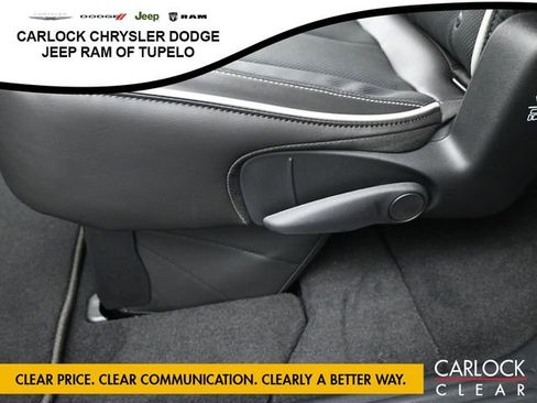 New 2026 Chrysler Pacifica Limited image 30