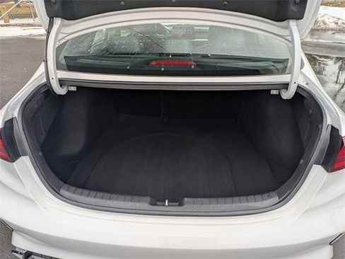 Used 2023 Kia Forte GT-Line image 32