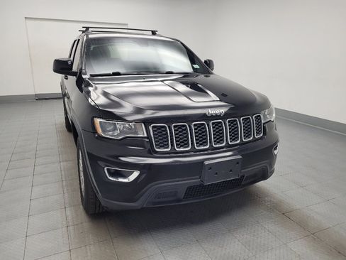 Used 2019 Jeep Grand Cherokee Laredo RWD image 14