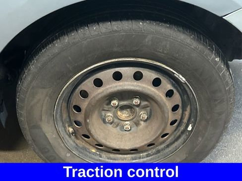 Used 2010 Toyota Sienna CE image 13