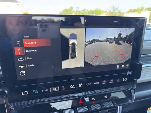 New 2026 GMC Hummer EV 4x4 Crew Cab image 10