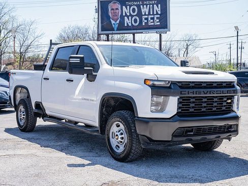 Used 2020 Chevrolet Silverado 2500 W/T w/ WT Convenience Package image 3