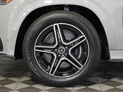 Certified 2025 Mercedes-Benz GLE 450 4MATIC image 34