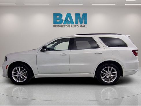 Used 2023 Dodge Durango GT image 4