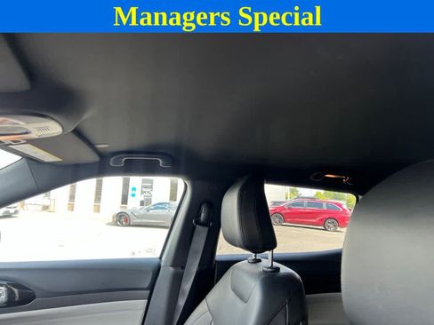 Used 2025 Jeep Compass Limited AWD/4WD image 12