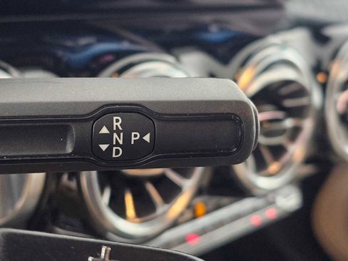 Certified 2025 Mercedes-Benz GLB 250 GLB 250 image 30