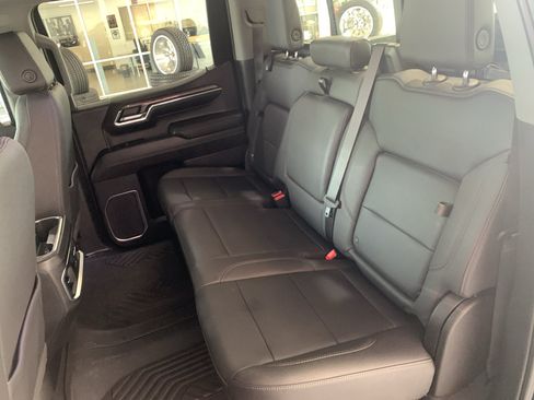 Used 2023 Chevrolet Silverado 1500 LTZ AWD/4WD image 14