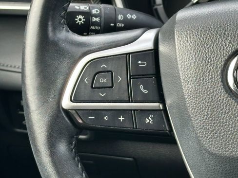 Used 2022 Toyota Highlander XSE AWD/4WD image 20