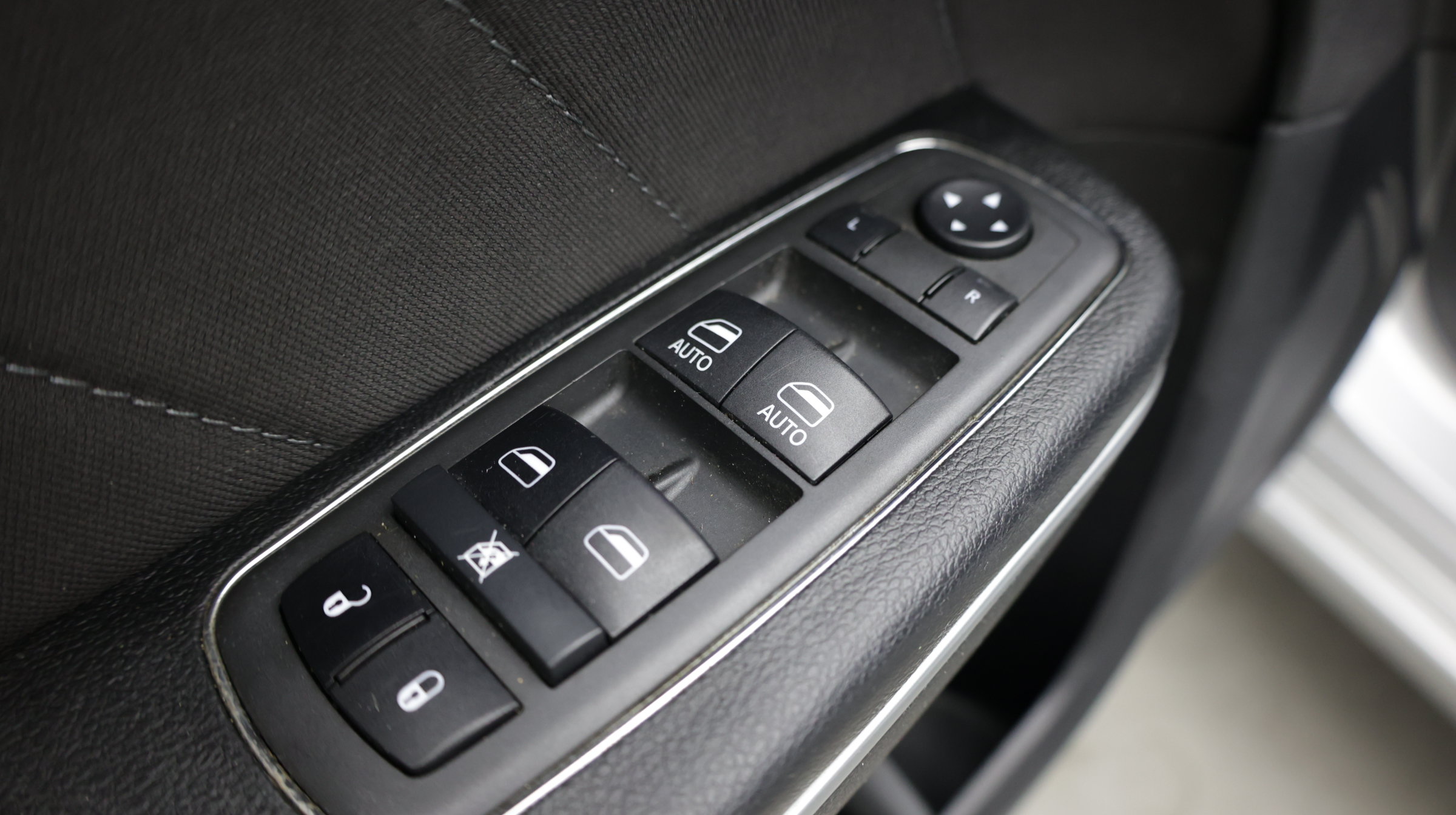 Used 2022 Dodge Charger SXT RWD image 13