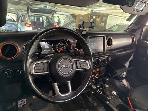 Used 2022 Jeep Gladiator Mojave w/ Trailer Tow Package AWD/4WD image 6