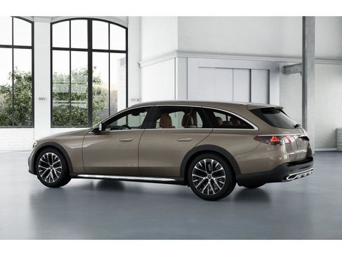 New 2026 Mercedes-Benz E 450 4MATIC All-Terrain Wagon image 31