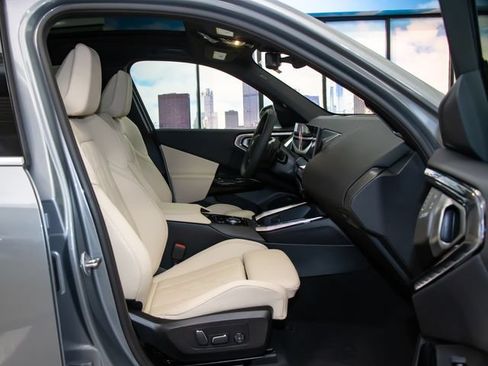 New 2026 BMW X3 xDrive30i w/ Premium Package AWD/4WD image 21
