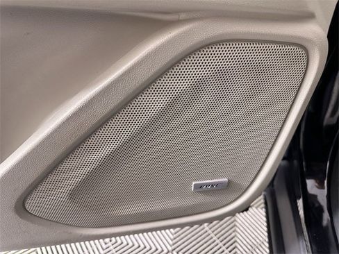 Used 2020 GMC Terrain Denali w/ Denali Premium Package image 25