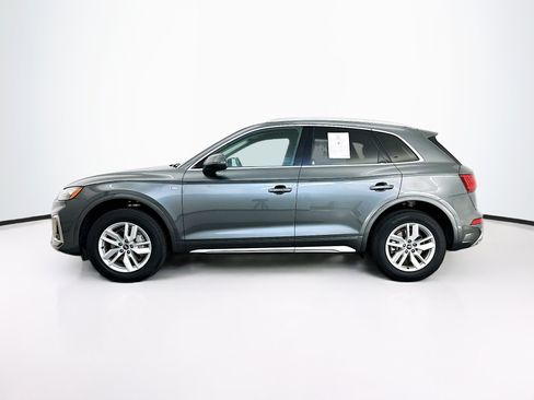 Used 2023 Audi Q5 2.0T Premium w/ Convenience Package AWD/4WD image 4