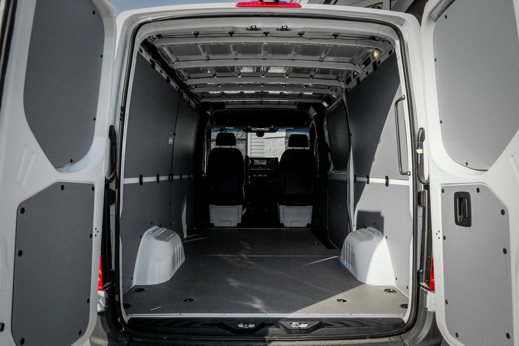 Used 2026 Mercedes-Benz Sprinter 2500 image 11