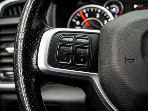 Used 2022 RAM 2500 Big Horn AWD/4WD image 29