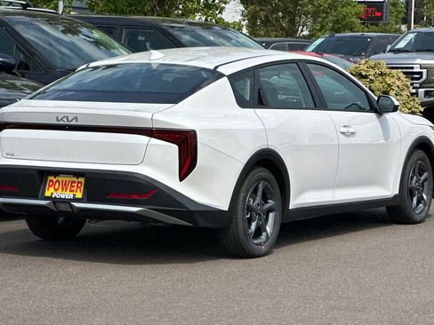 New 2026 Kia K4 FWD image 5