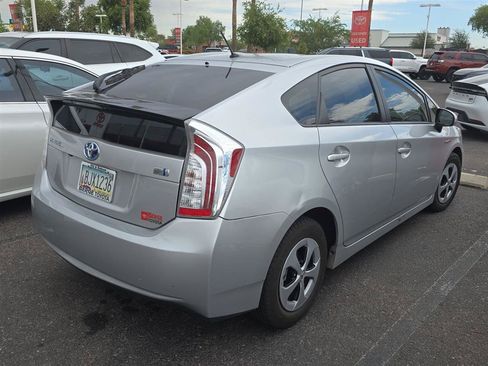 Used 2015 Toyota Prius Two FWD image 12