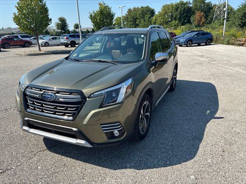 Certified 2023 Subaru Forester Touring AWD/4WD image 24