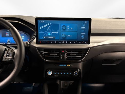 Used 2024 Ford Escape Platinum image 27