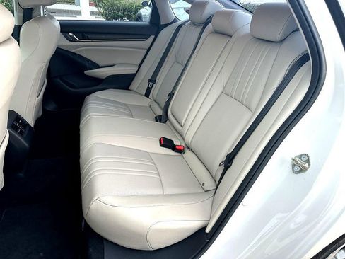 Used 2020 Honda Accord Touring image 20