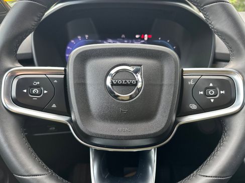 Certified 2023 Volvo XC40 Recharge Ultimate w/ Protection Package Premier image 27