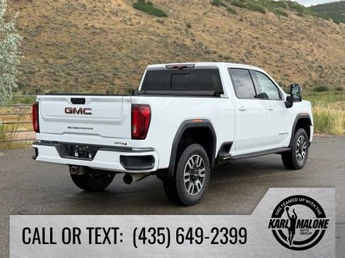 Used 2021 GMC Sierra 2500 AT4 w/ AT4 Premium Plus Package AWD/4WD image 6