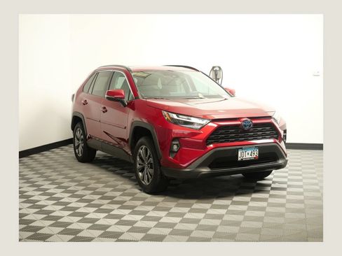 Used 2022 Toyota RAV4 XLE Premium AWD/4WD image 1