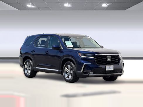 Used 2023 Honda Pilot EX-L image 7