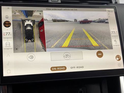 Used 2025 Land Rover Discovery Sport S image 14