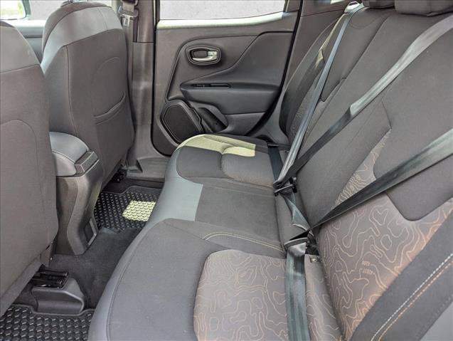 Used 2023 Jeep Renegade Latitude AWD/4WD image 25