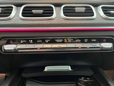 Used 2022 Mercedes-Benz GLE 350 4MATIC image 25