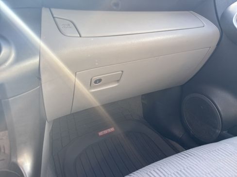 Used 2011 Toyota RAV4 4WD w/ Base L4 Extra Value Pkg image 27