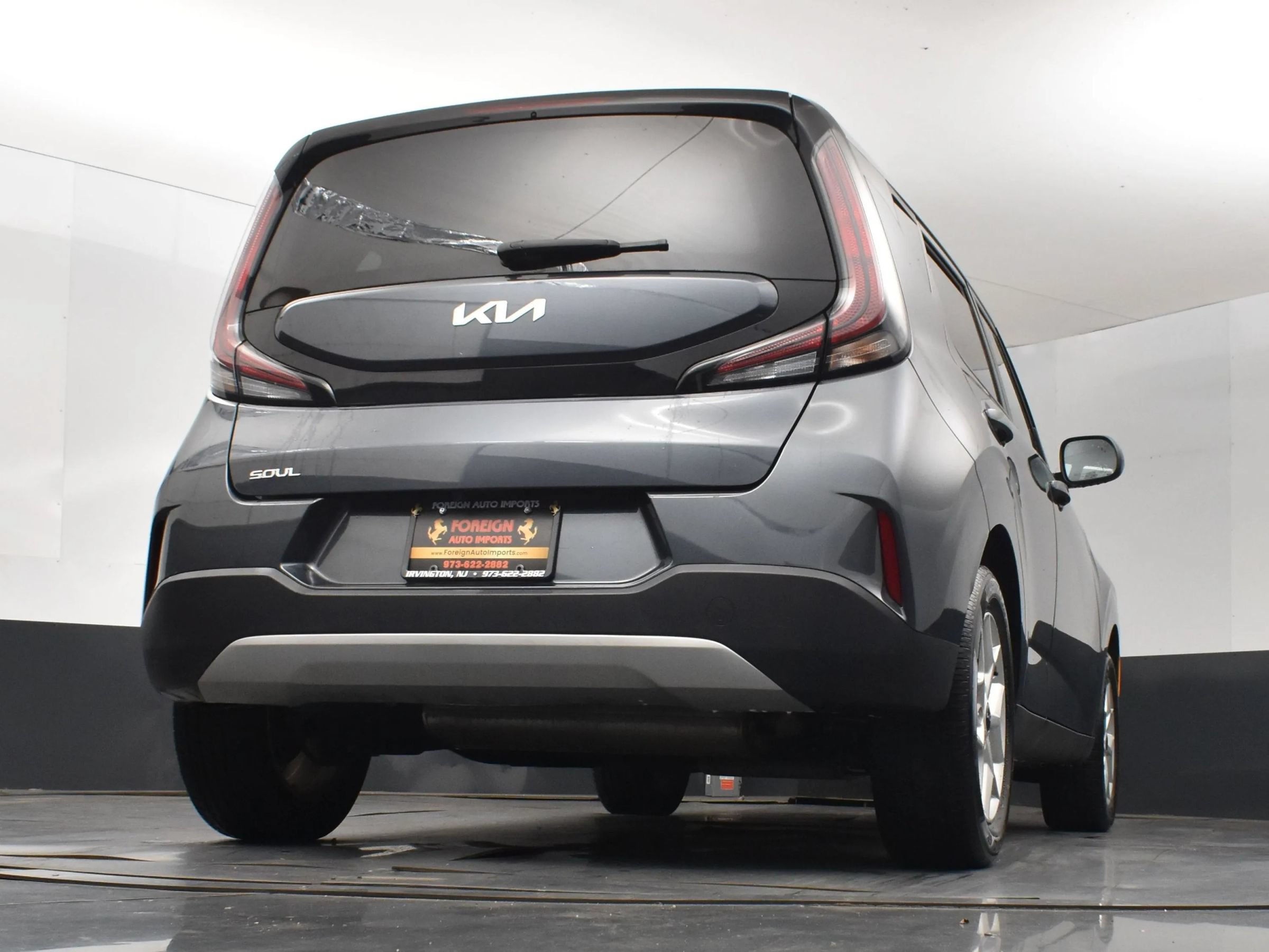 Used 2024 Kia Soul LX w/ LX Technology Package FWD image 13